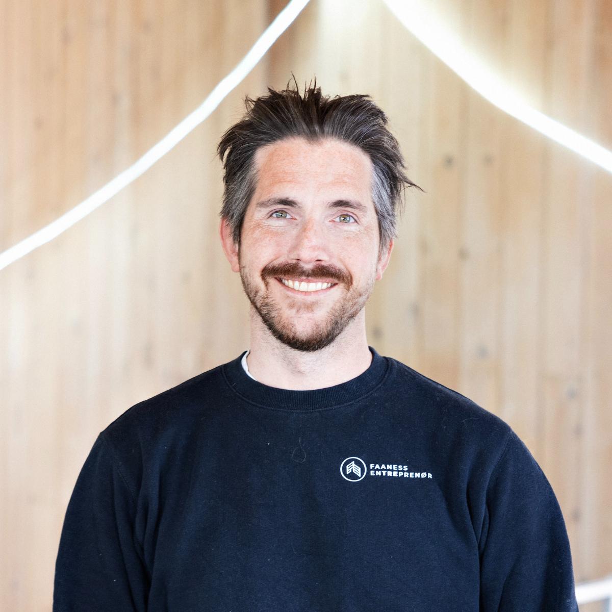 Hans Sætran Tømrer Snekker Byggeleder Faaness Entreprenør AS