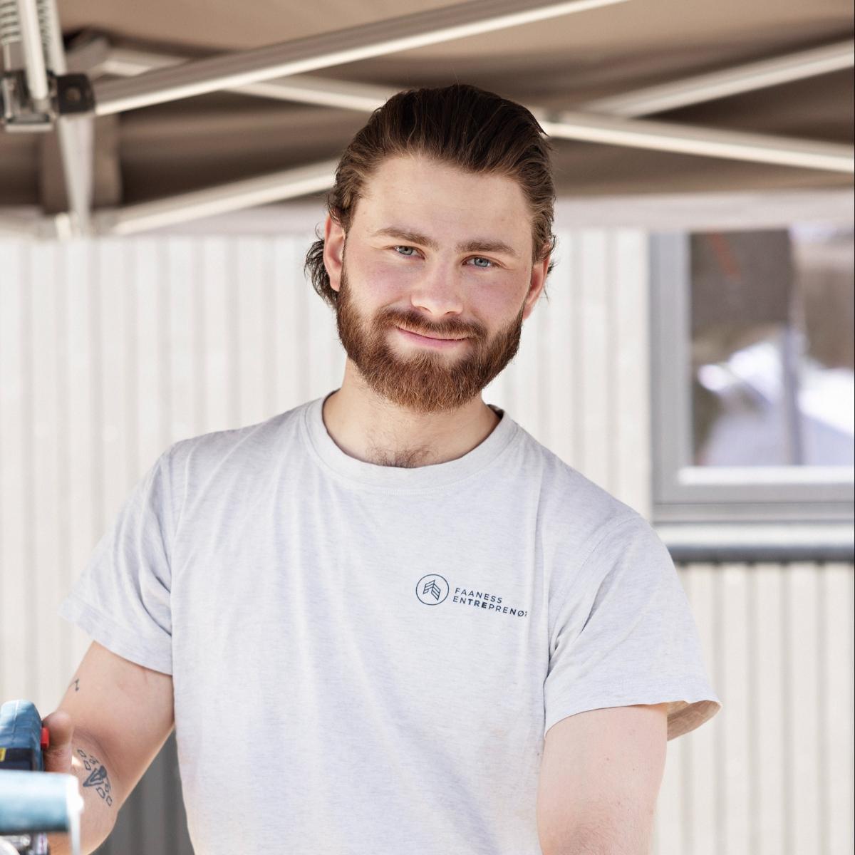 Håkon Bergheim Faaness Entreprenør AS tømrer Byggeleder snekker