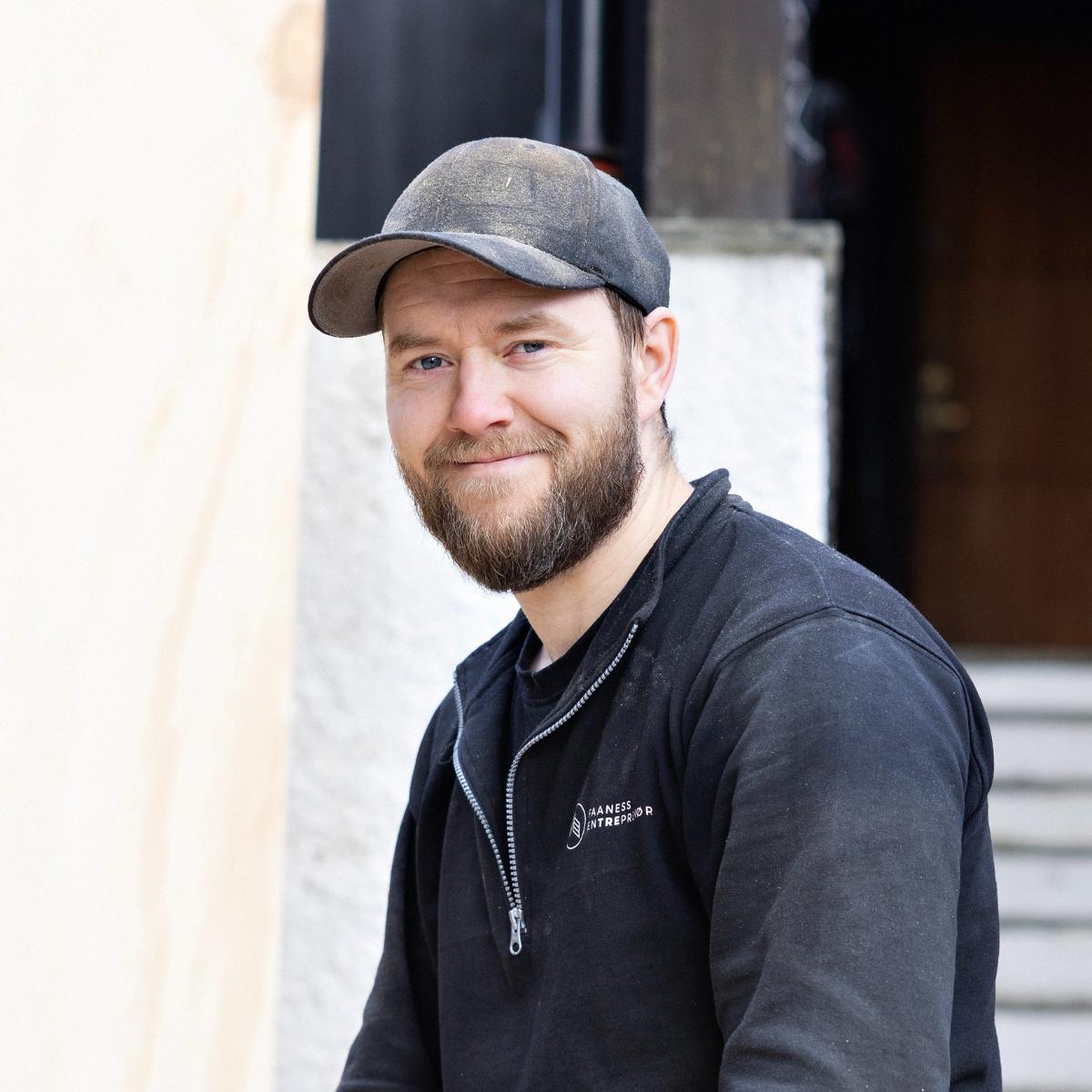 Espen Solem tømrer Faaness Entreprenør AS snekker