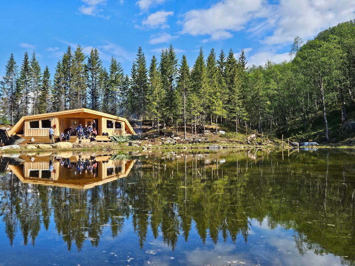 Trollvatnet grill hut