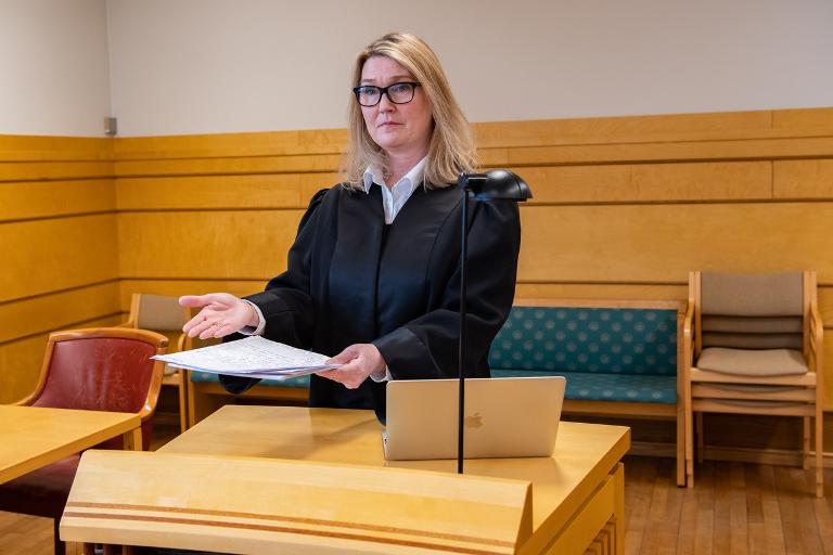 Siv i retten.jpg