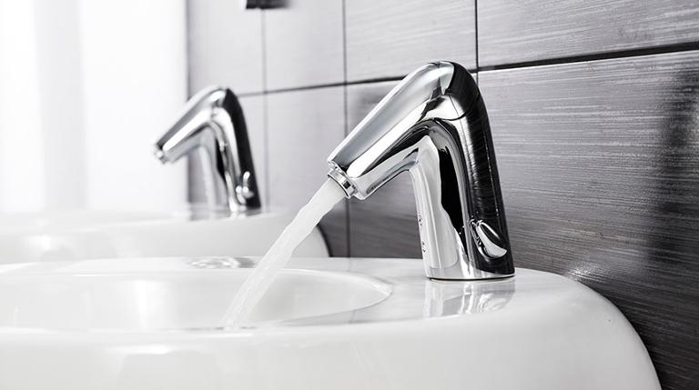 Oras berøringsfri servantkran