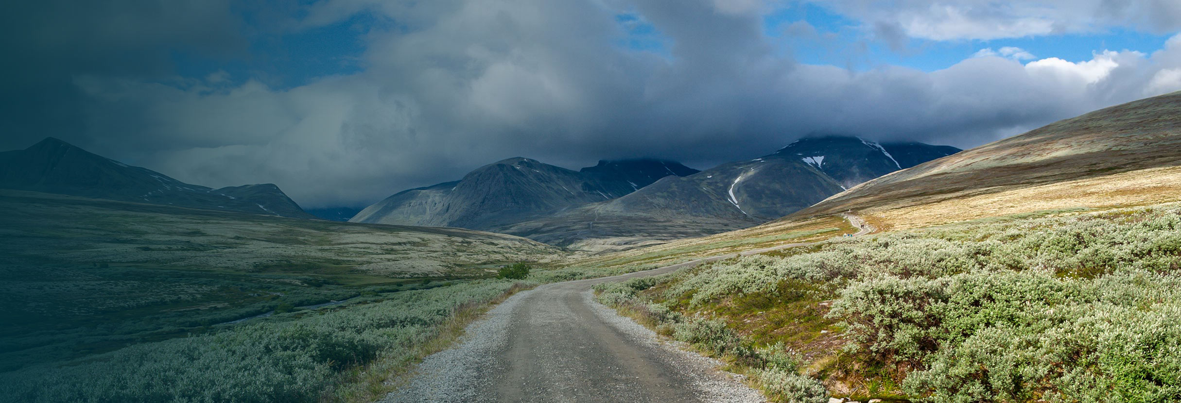 Landevei og fjell