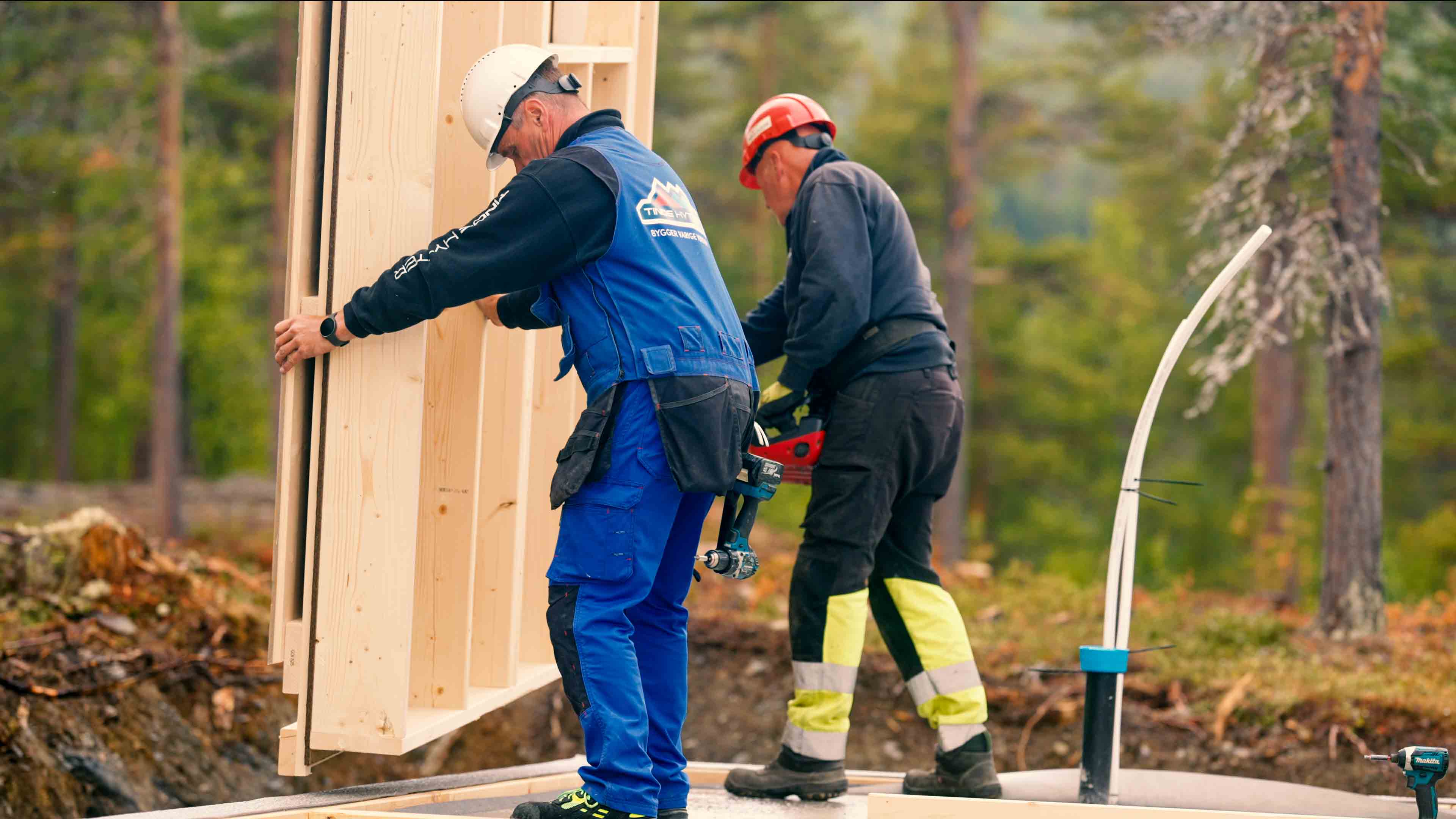 slik_bygger_vi_hytter_bli_med_inn_tinde_hytter_elementfabrikk-049.jpg