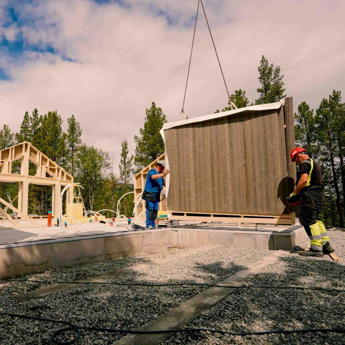 slik_bygger_vi_hytter_bli_med_inn_tinde_hytter_elementfabrikk-014 (1).jpg